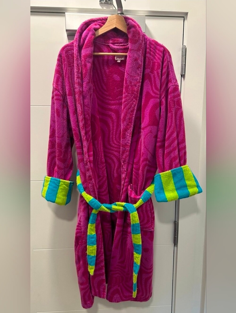 Original Discontinued Poppi Pink Bathrobe